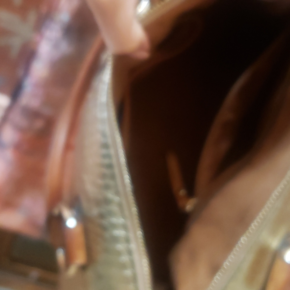 Purse - Picture 4 of 4